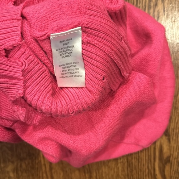 Decker Hot pink Hoodie sweater destructed hem size medium - Picture 8 of 8